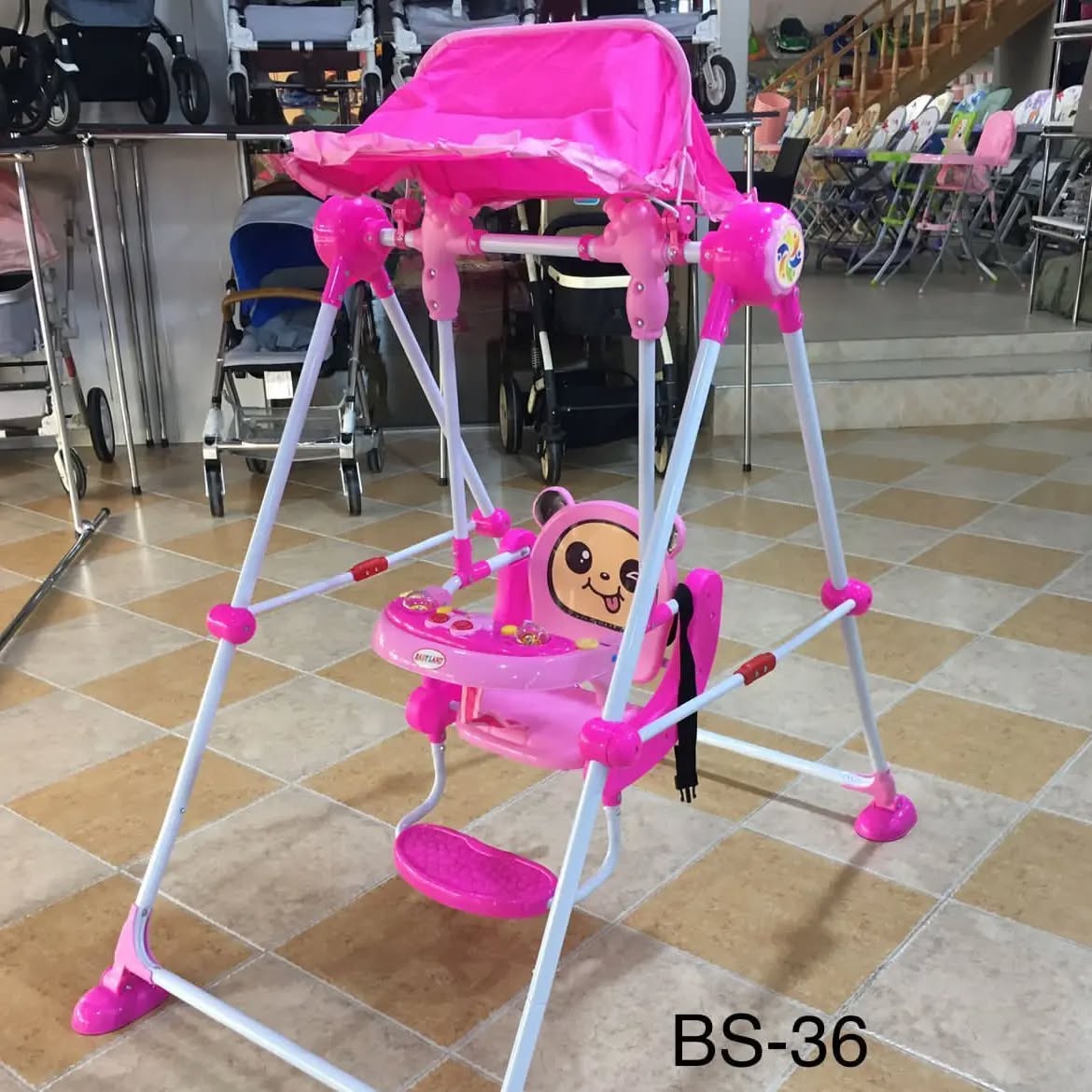 Baby swing bear style