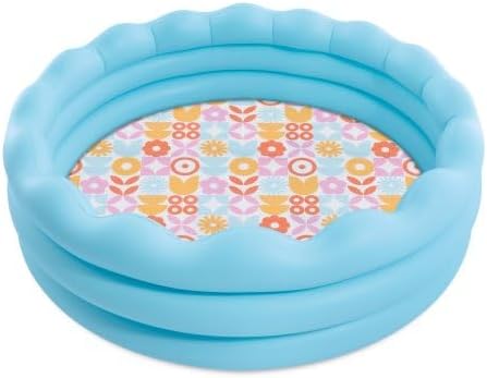 Inflatable pool with unique wavy edge for extra comfort and style
