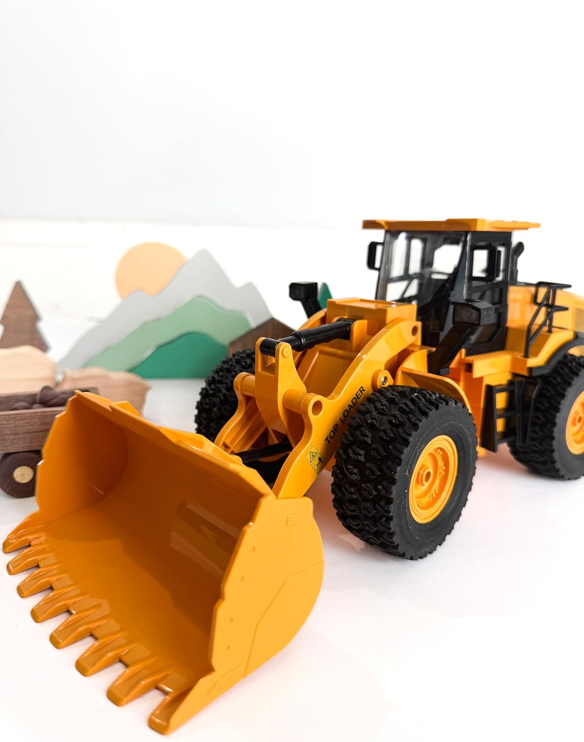 RC Engineering Bulldozer 9-Channel