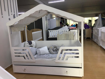 Prince Baby Bed